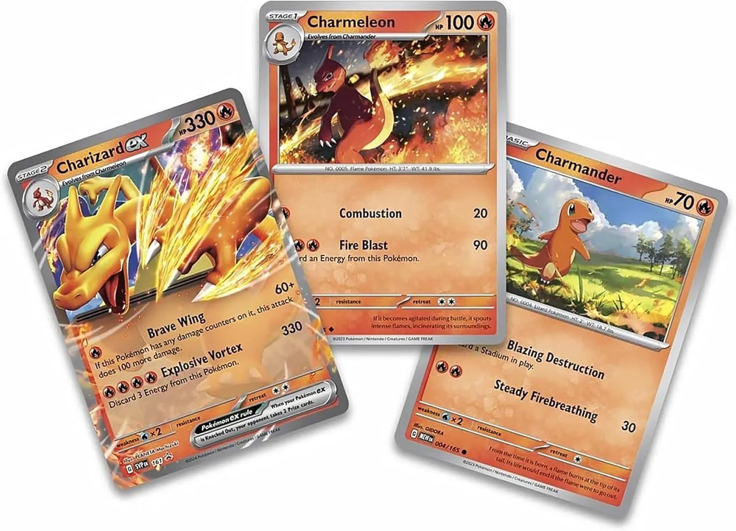 Trío de promos: Charizard ex, Charmeleon y Charmander – fondo blanco