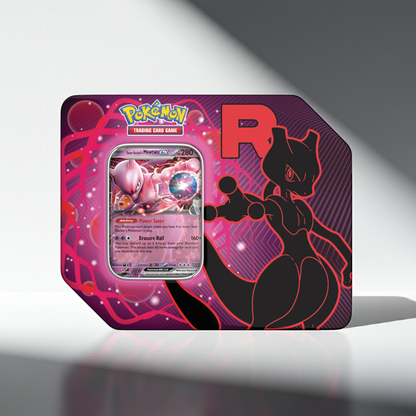 Lata Team Rocket Mewtwo EX, vista frontal con carta promocional